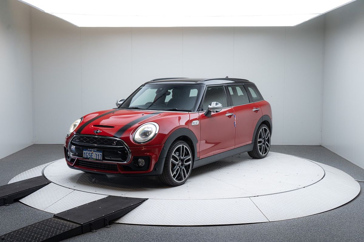 2017 MINI Clubman Cooper S F54