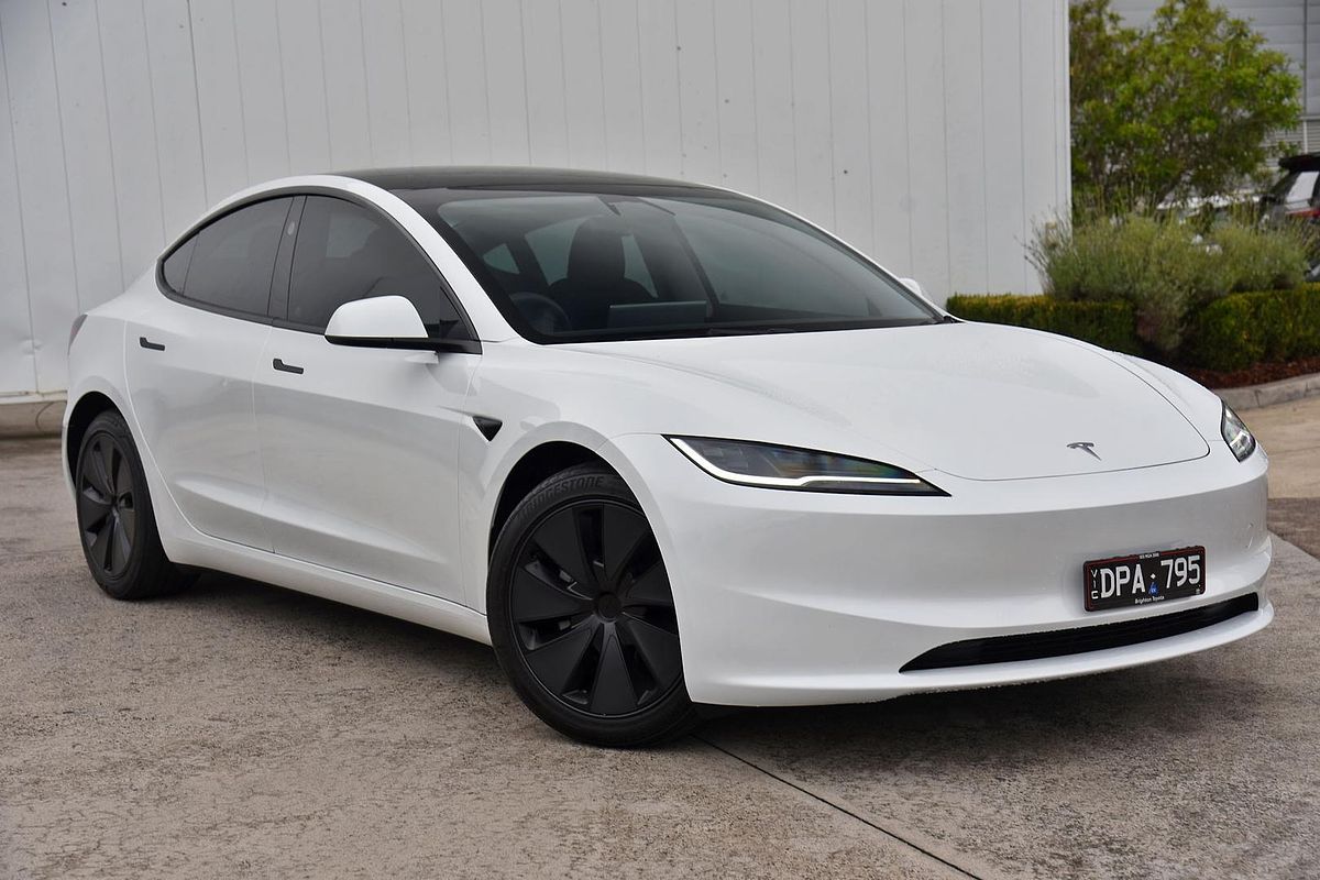 2025 Tesla Model 3 Rear-Wheel Drive