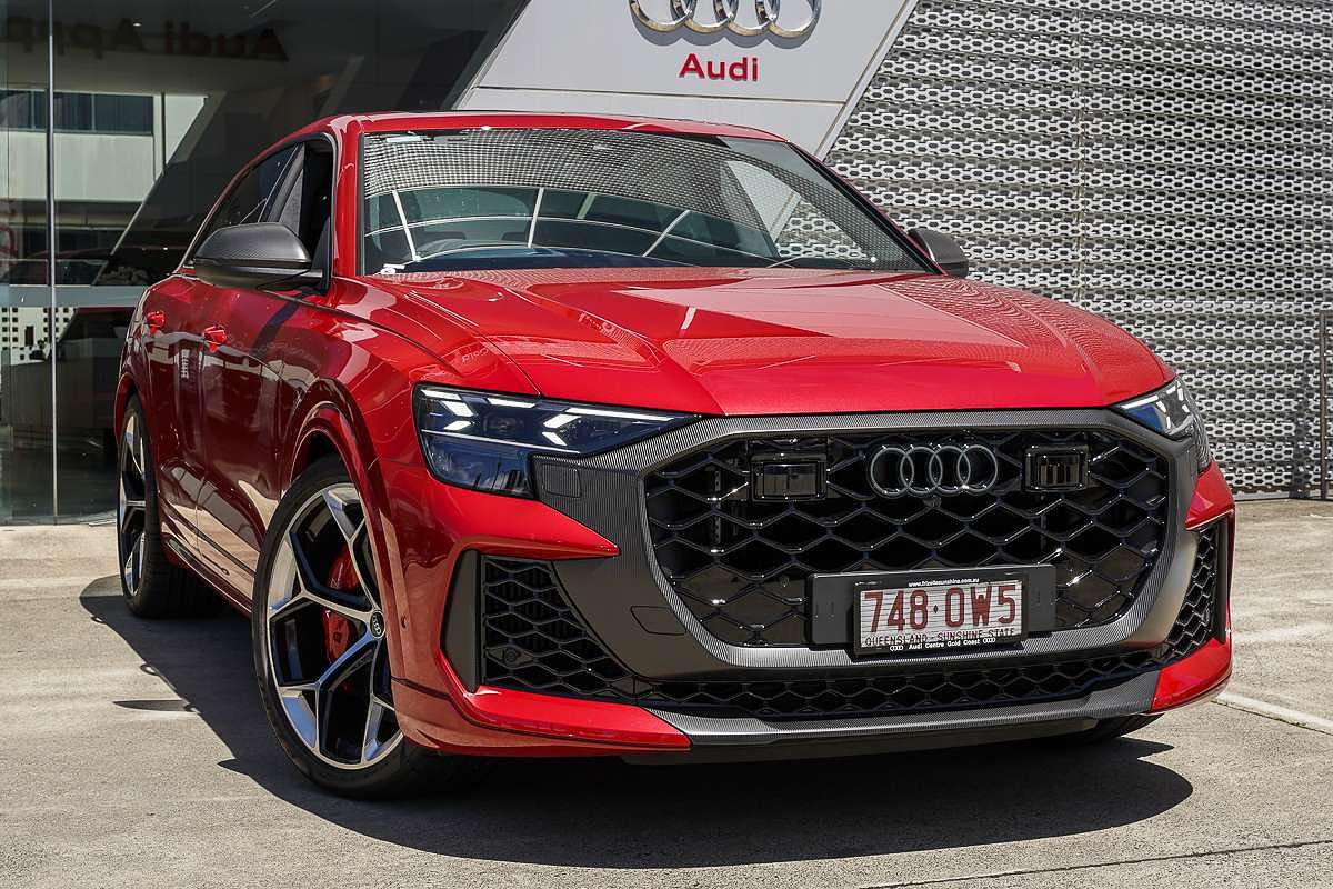 2025 Audi RS Q8 TFSI performance F1