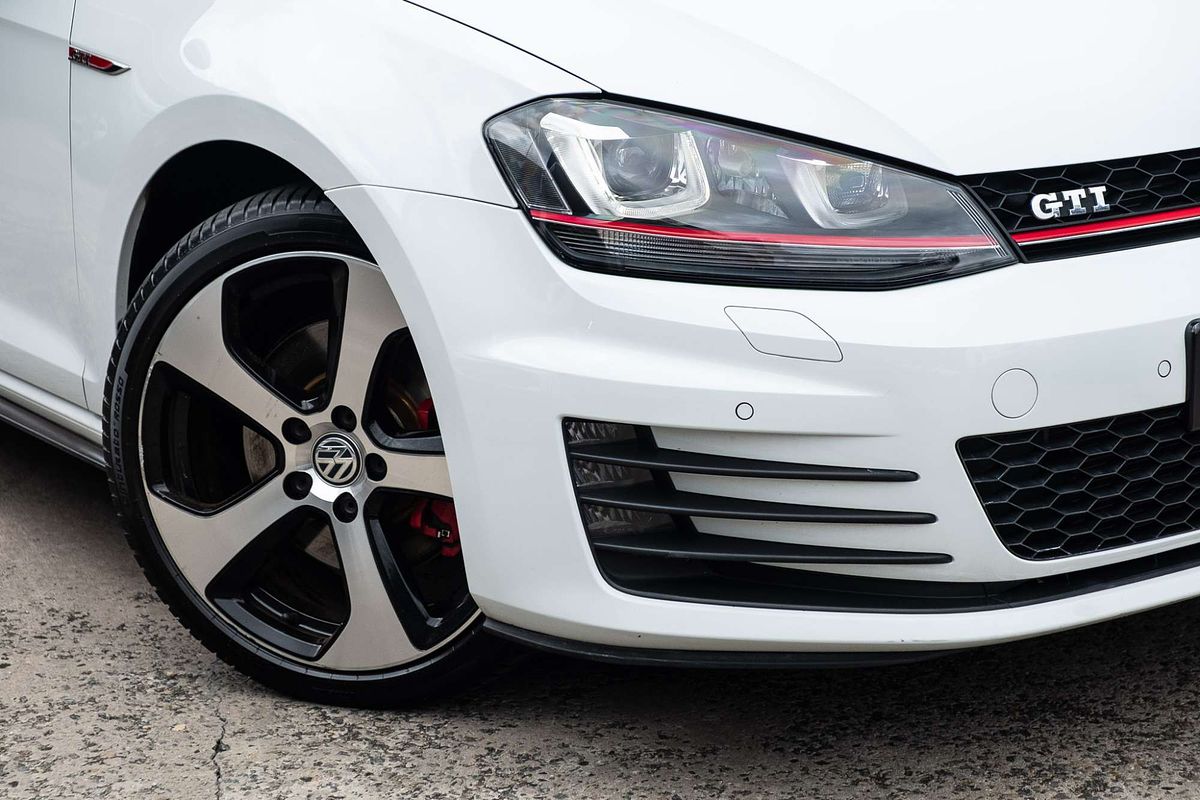2015 Volkswagen Golf GTI 7