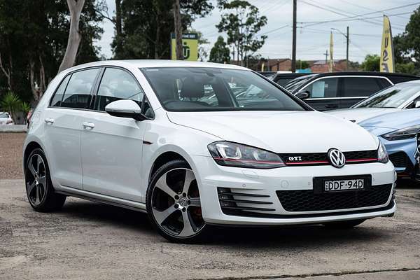 2015 Volkswagen Golf GTI 7