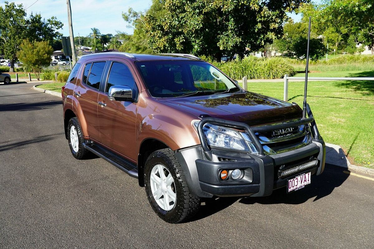 2014 Isuzu MU-X LS-T