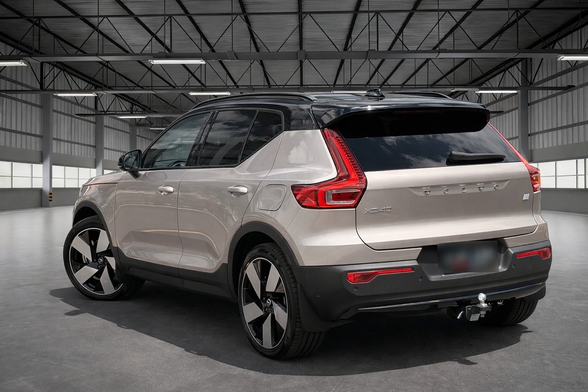 2022 Volvo XC40 Recharge Twin Pure Electric