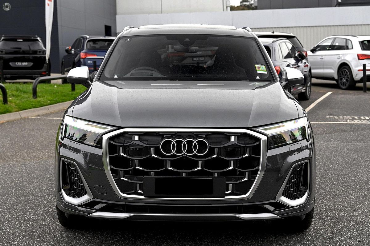 2025 Audi SQ7 TFSI 4M