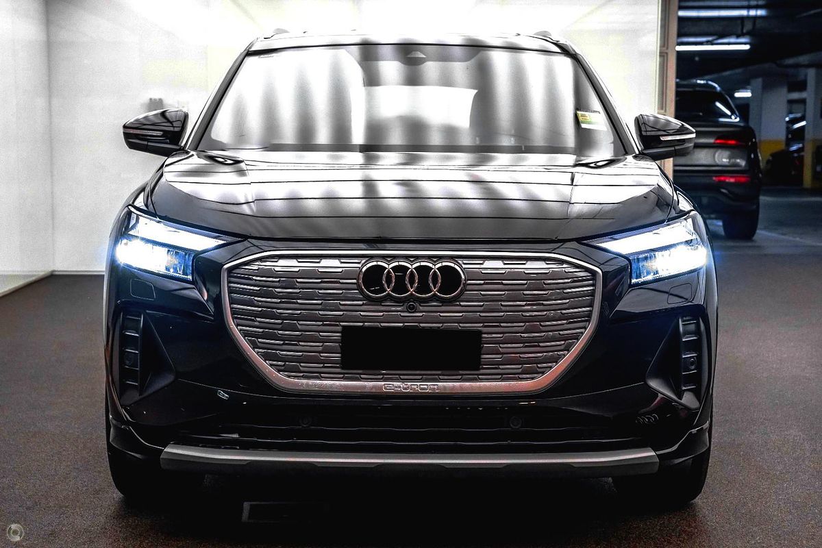 2025 Audi Q4 e-tron 45 F4