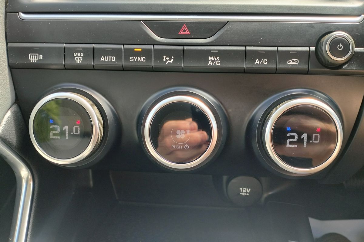 2018 Jaguar E-PACE D180 HSE X540