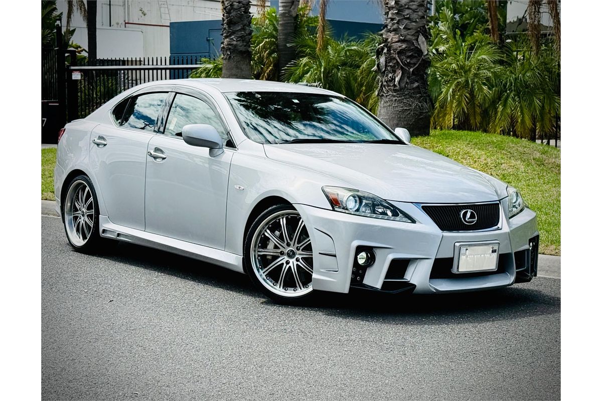 2005 Lexus IS IS350 Version S GSE21