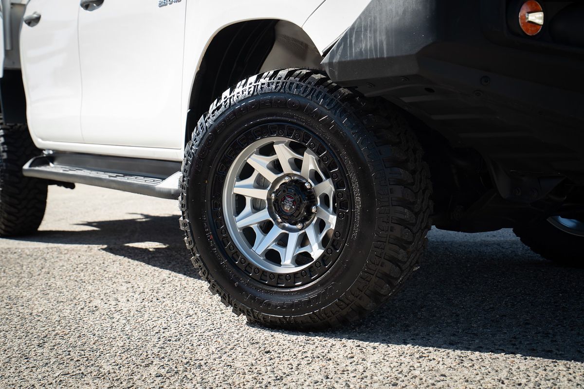 2019 Toyota Hilux SR GUN126R 4X4