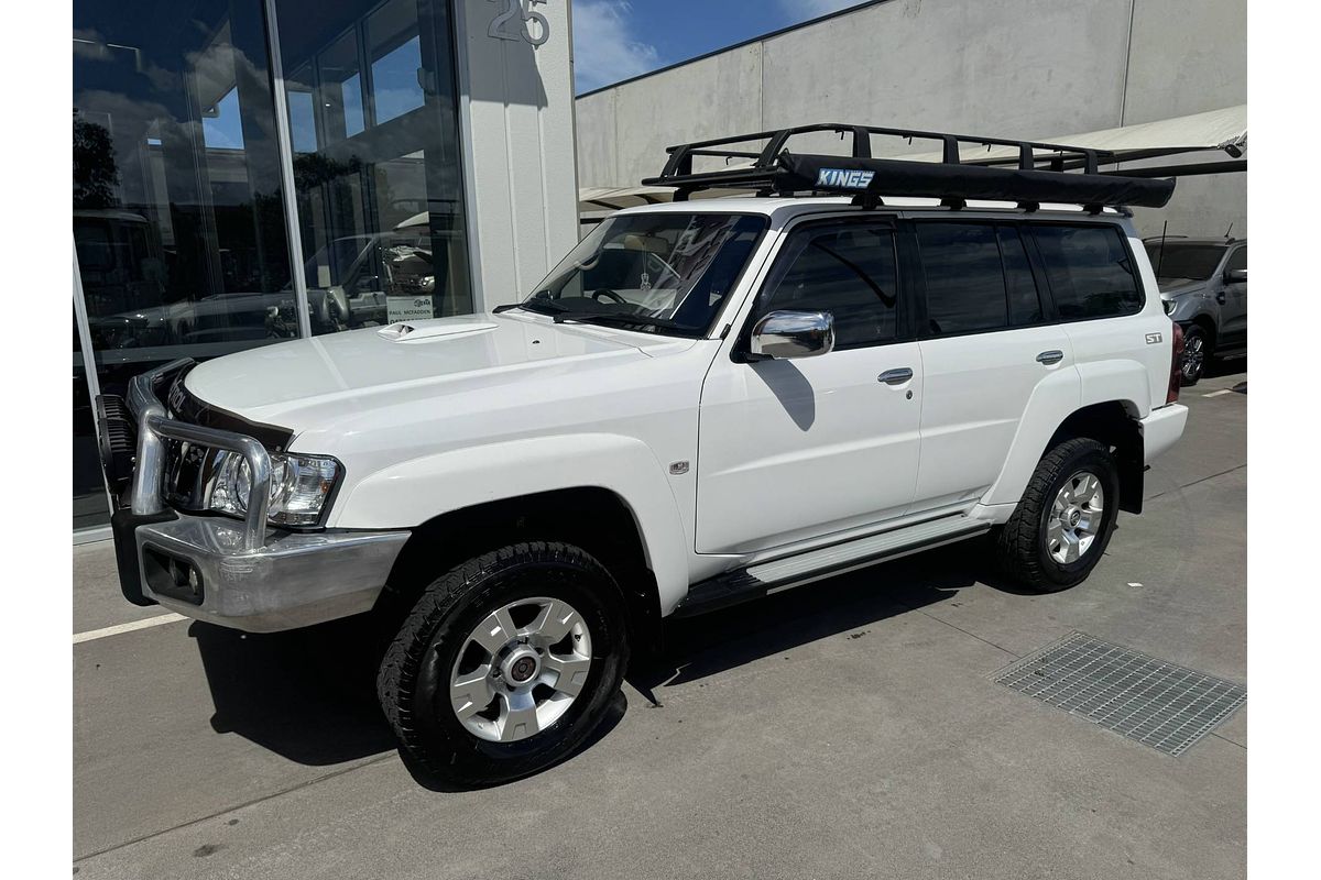 2016 Nissan Patrol ST Y61