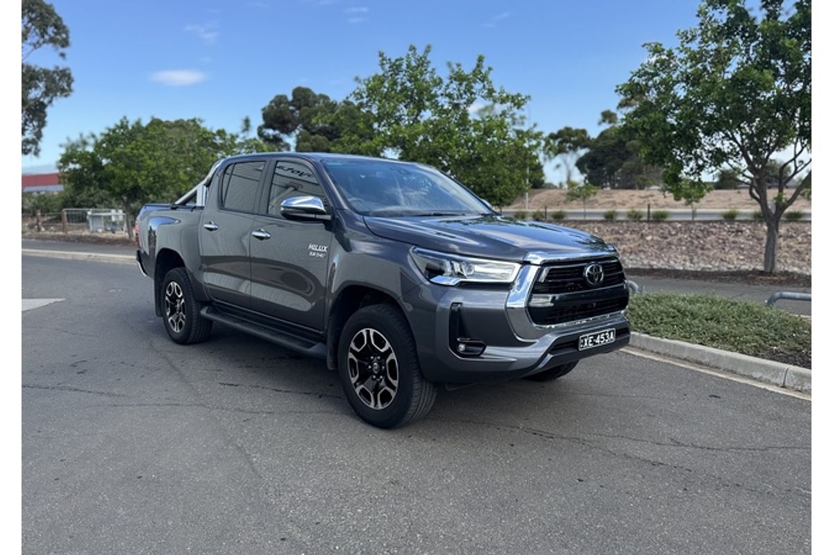 2023 Toyota Hilux SR5 GUN126R
