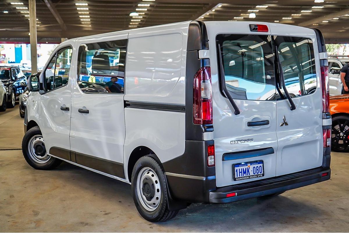 2021 Mitsubishi Express GLX SN SWB