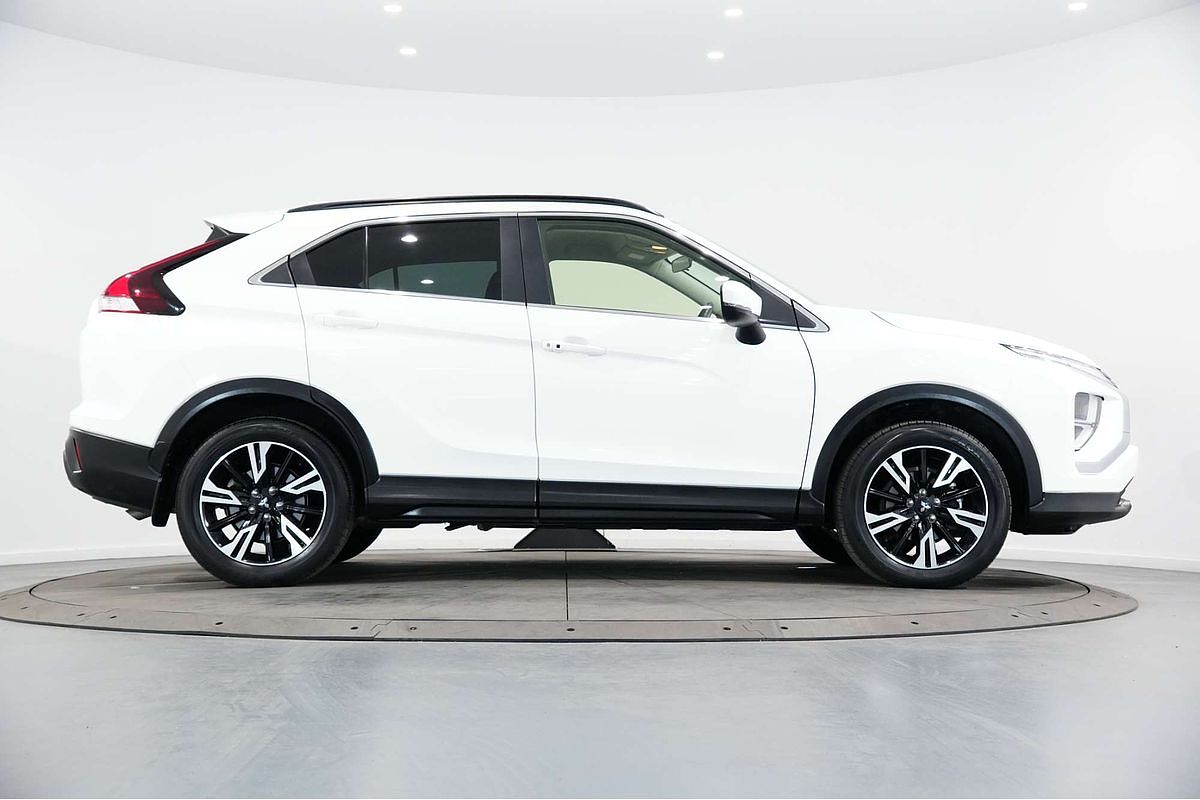 2022 Mitsubishi Eclipse Cross LS YB