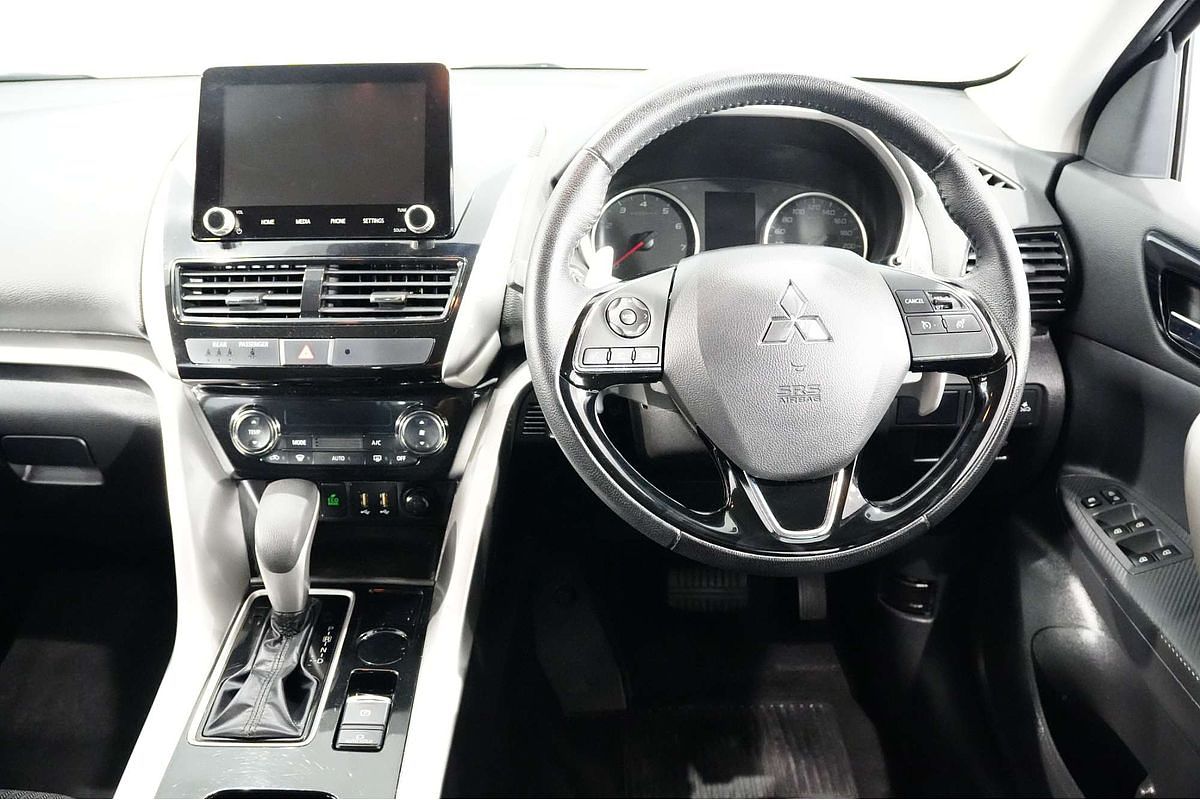 2022 Mitsubishi Eclipse Cross LS YB