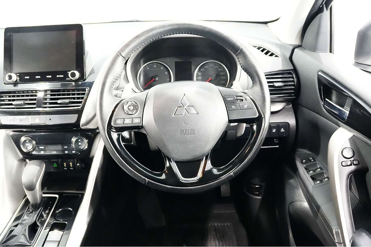 2022 Mitsubishi Eclipse Cross LS YB