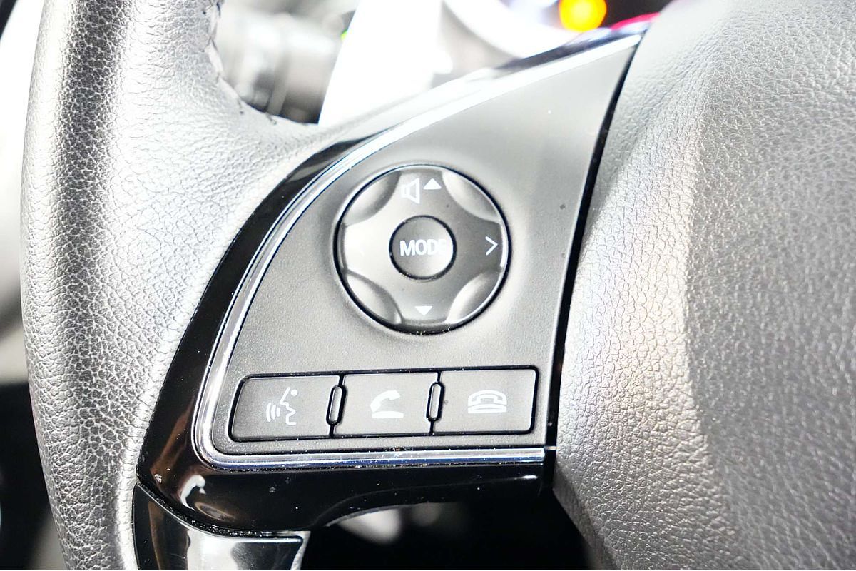 2022 Mitsubishi Eclipse Cross LS YB