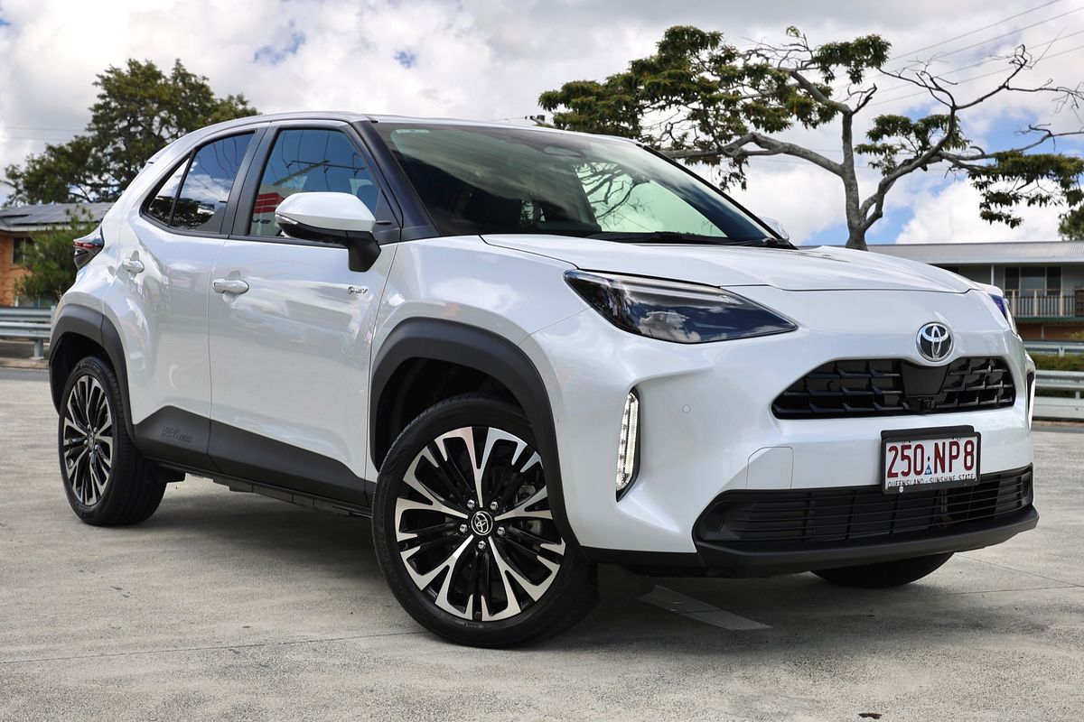 2025 Toyota Yaris Cross Urban MXPJ10R