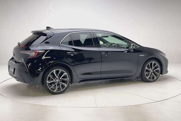 2020 Toyota Corolla ZR Hybrid ZWE211R thumb-2