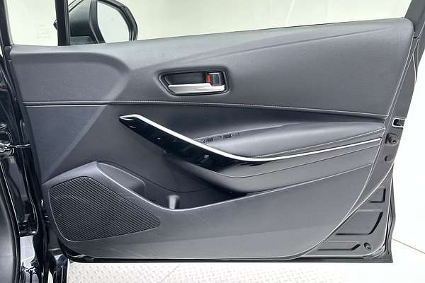 2020 Toyota Corolla ZR Hybrid ZWE211R thumb-18