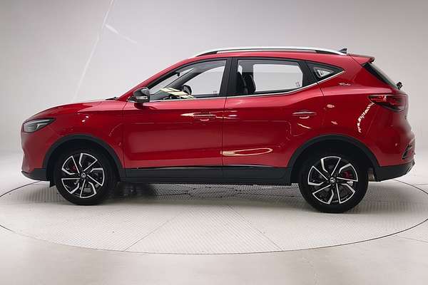 2023 MG ZST Essence thumb-7