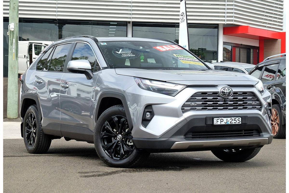 2025 Toyota RAV4 Cruiser AXAH52R