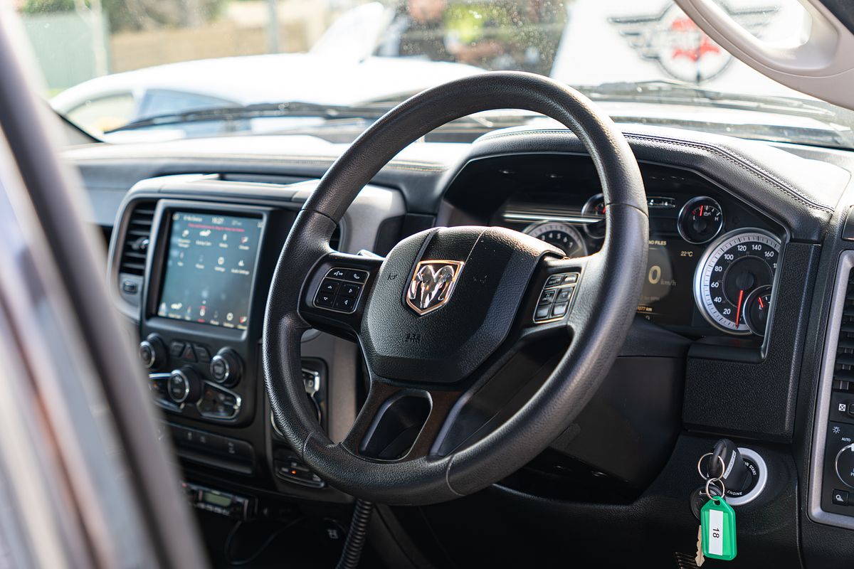 2022 RAM 1500 Express RamBox DS 4X4 SWB