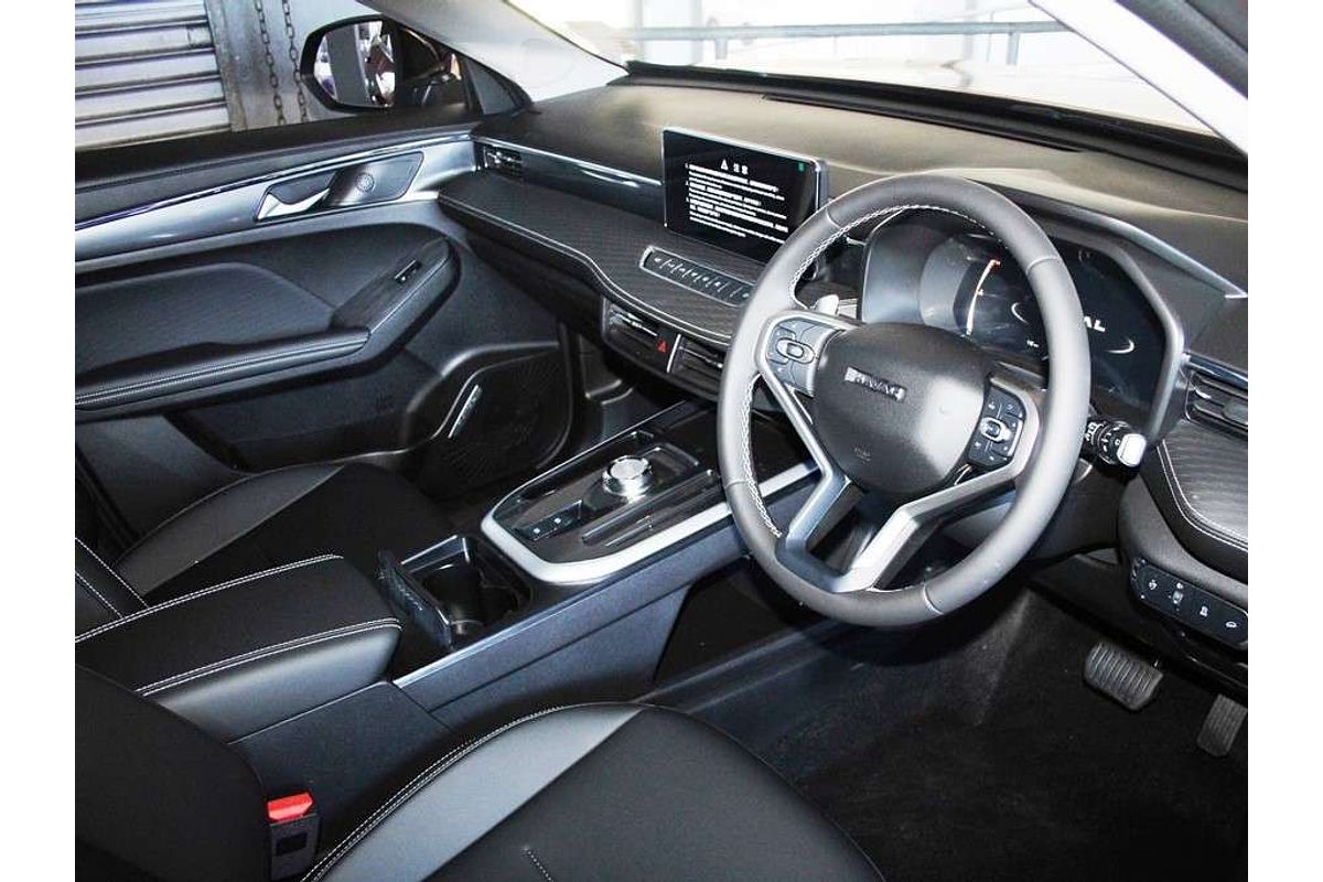 Jolion Facelift Luxury Petrol Auto 4x2