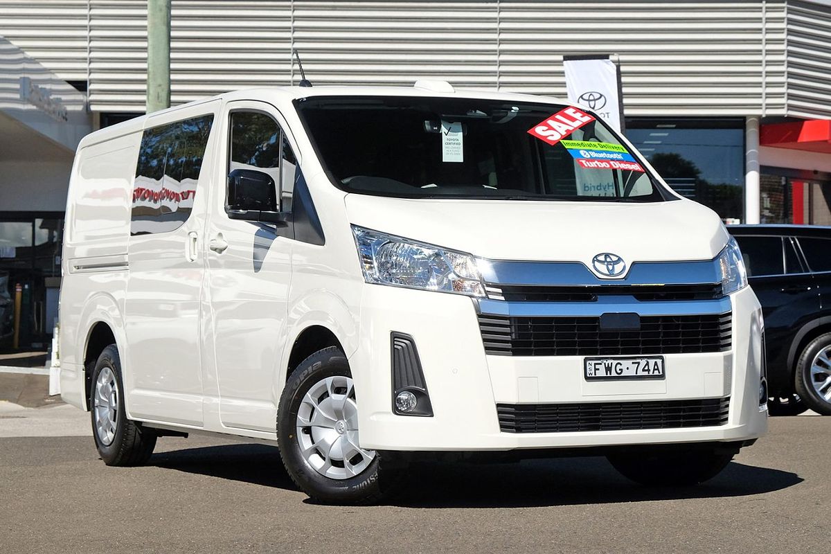 2025 Toyota Hiace GDH300R LWB