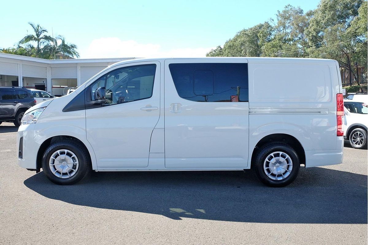 2025 Toyota Hiace GDH300R LWB