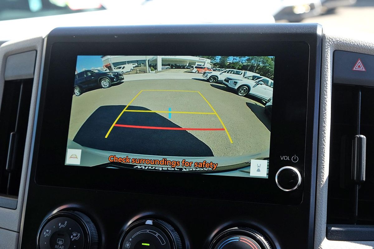 2025 Toyota Hiace GDH300R LWB