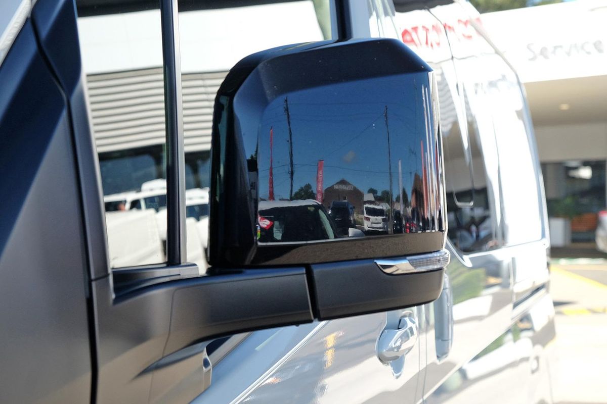 2025 Toyota Hiace GDH300R LWB