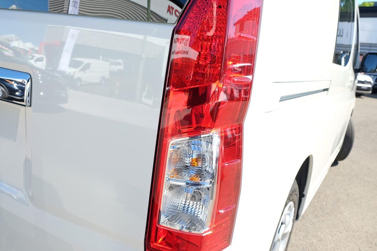 2025 Toyota Hiace GDH300R LWB