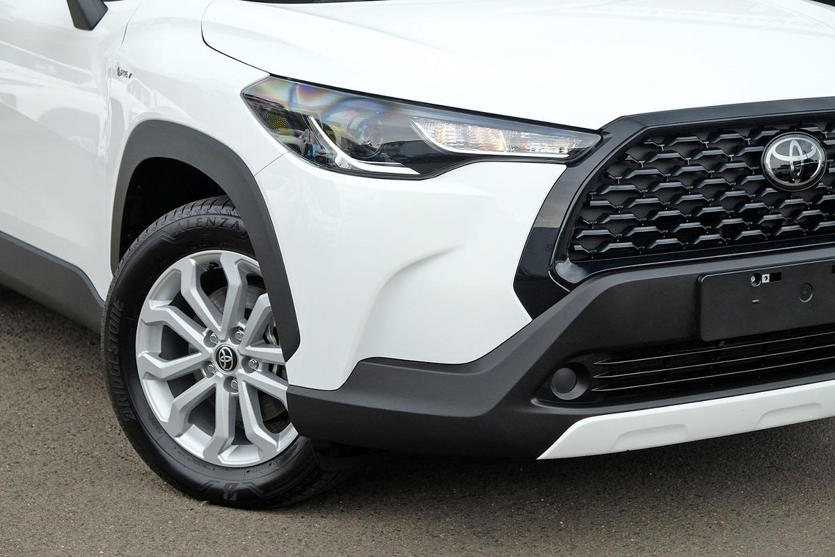 2024 Toyota Corolla Cross GX MXGH10R