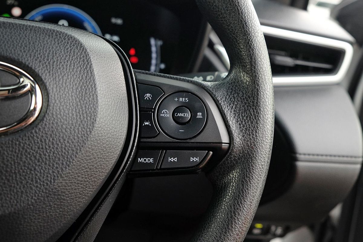 2024 Toyota Corolla Cross GX MXGH10R