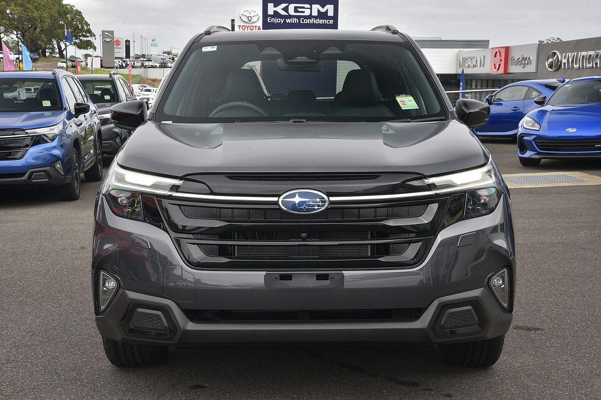 2025 Subaru Forester Hybrid Touring S6