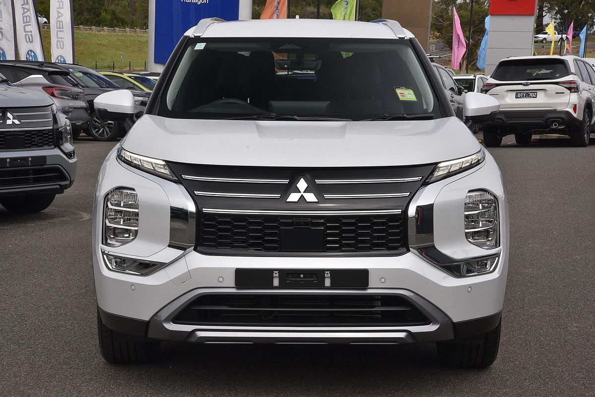 2025 Mitsubishi Outlander Aspire ZM