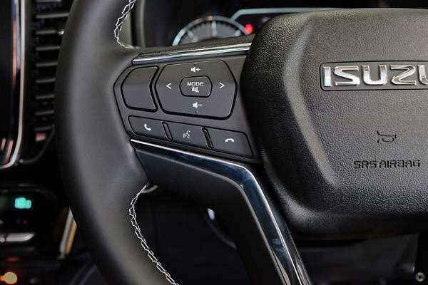 2023 Isuzu MU-X LS-T thumb-13