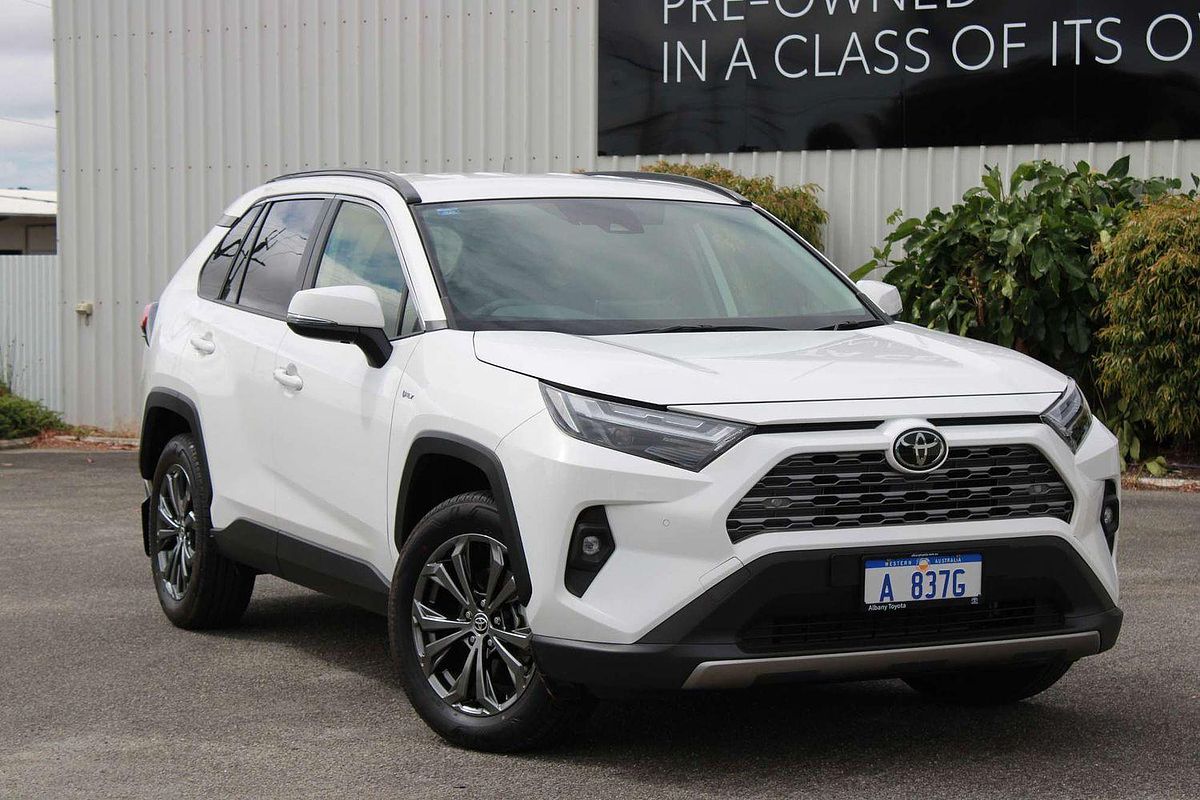 2025 Toyota RAV4 GXL AXAH52R