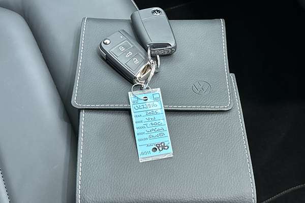 2025 Volkswagen T-Roc 140TSI R-Line D11 thumb-22