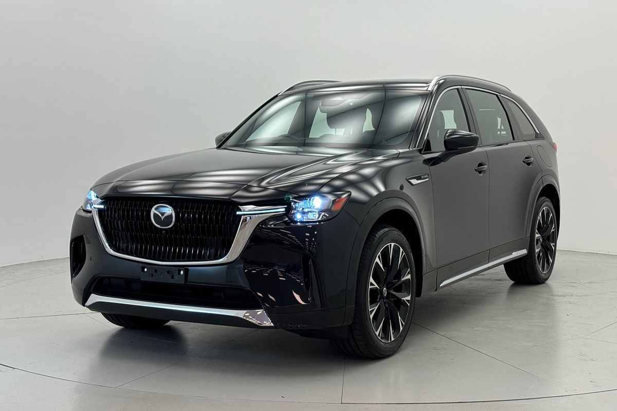 Mazda CX-90 B 8AUTO D50E AZAMI AWD