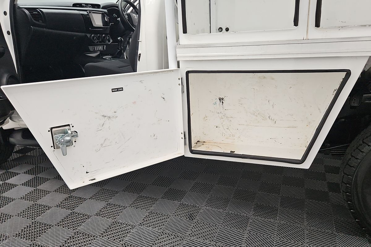 2019 Toyota Hilux SR GUN126R 4X4