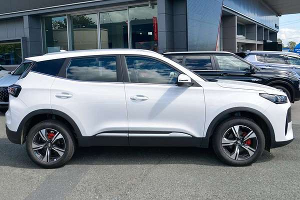 2025 Chery Tiggo 4 Urban thumb-4