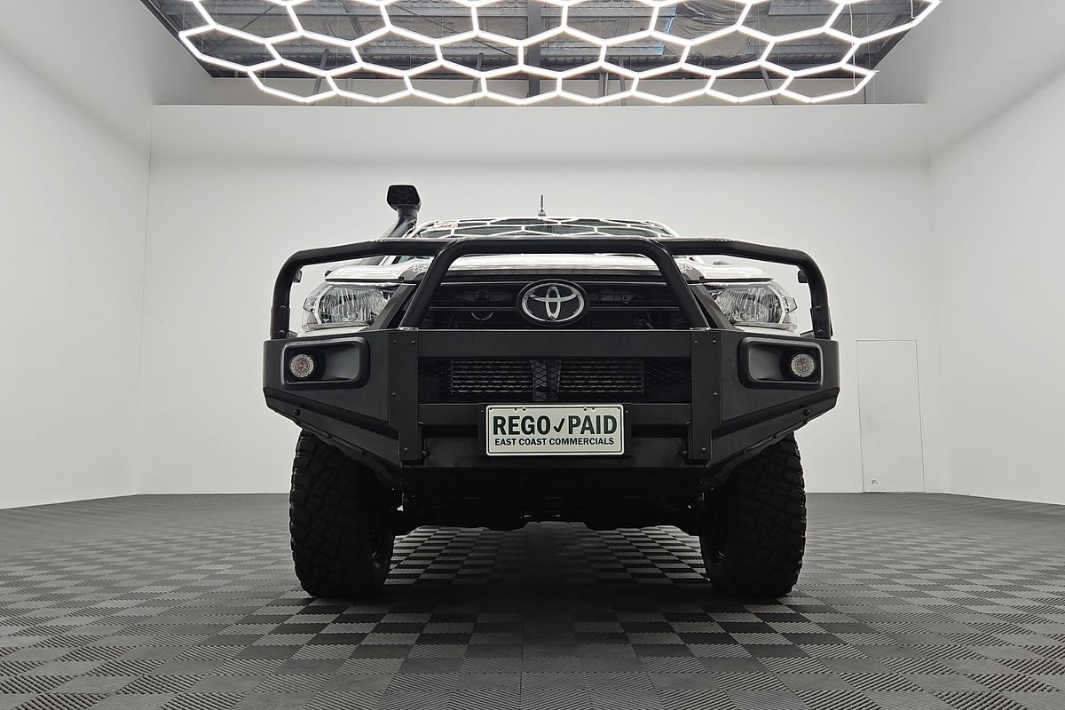2021 Toyota Hilux SR GUN126R 4X4