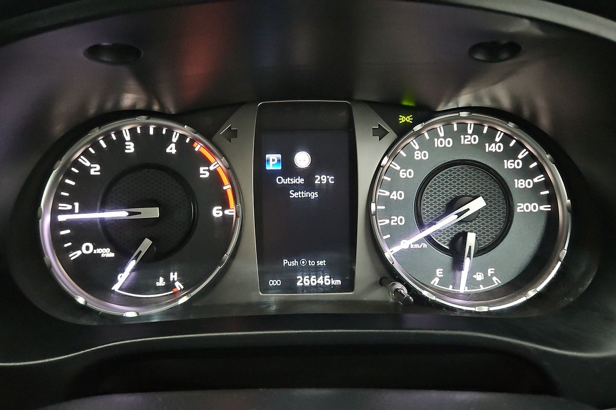 2021 Toyota Hilux SR GUN126R 4X4