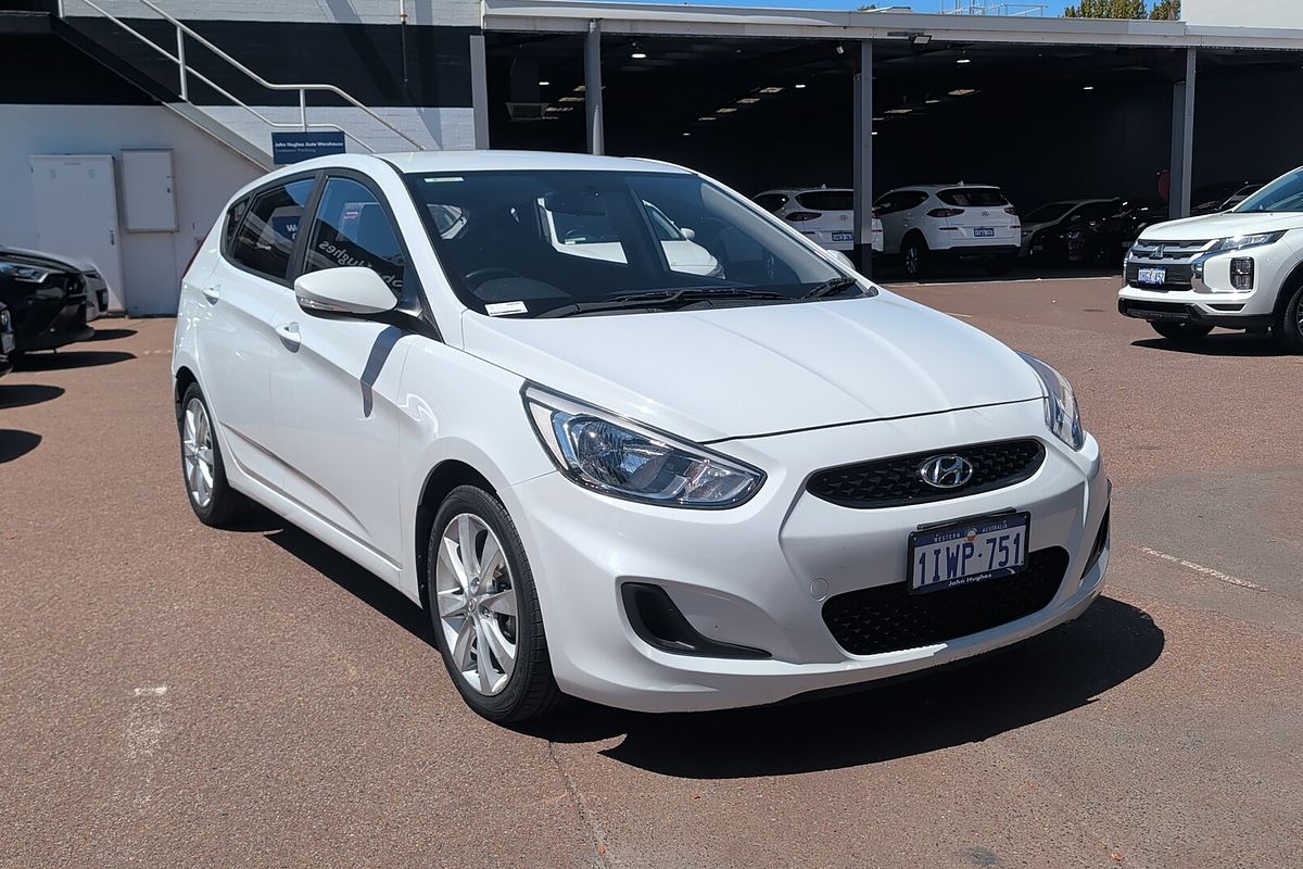 2019 Hyundai Accent Sport RB6