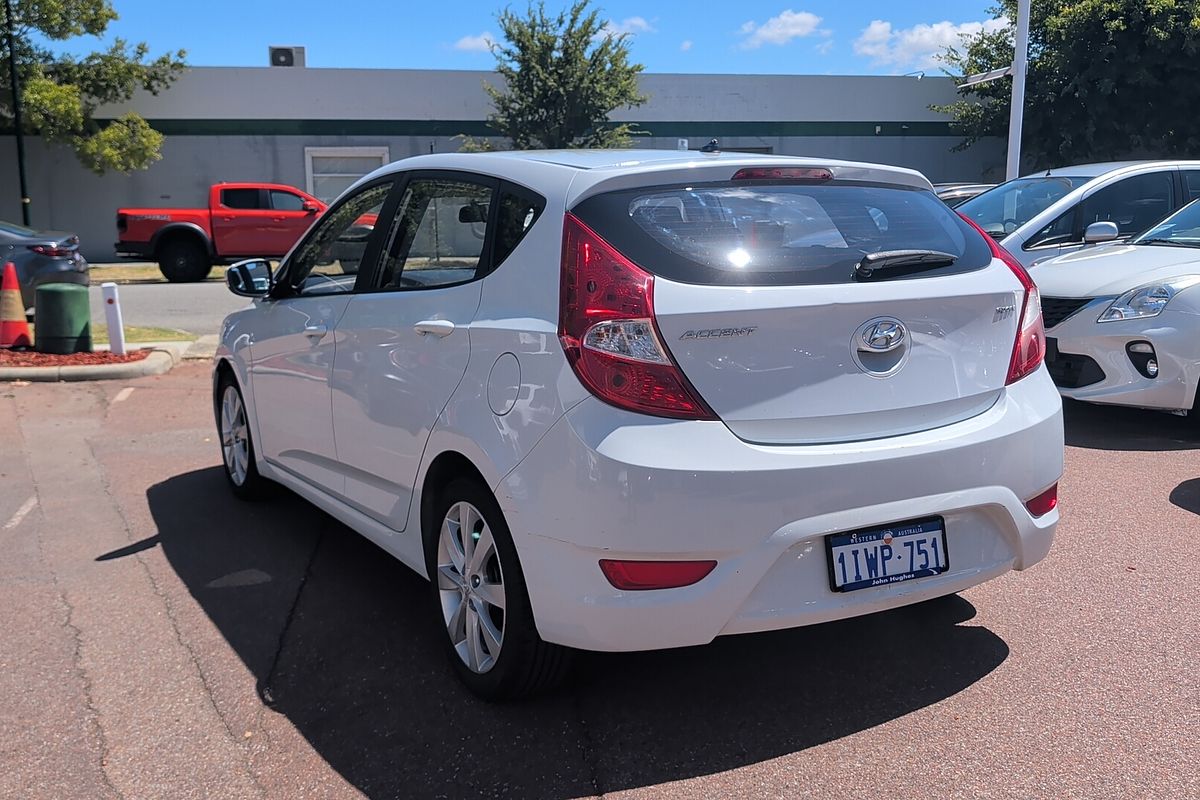 2019 Hyundai Accent Sport RB6