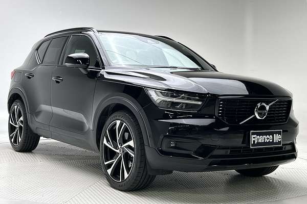 2018 Volvo XC40 T5 R-Design Launch Edition