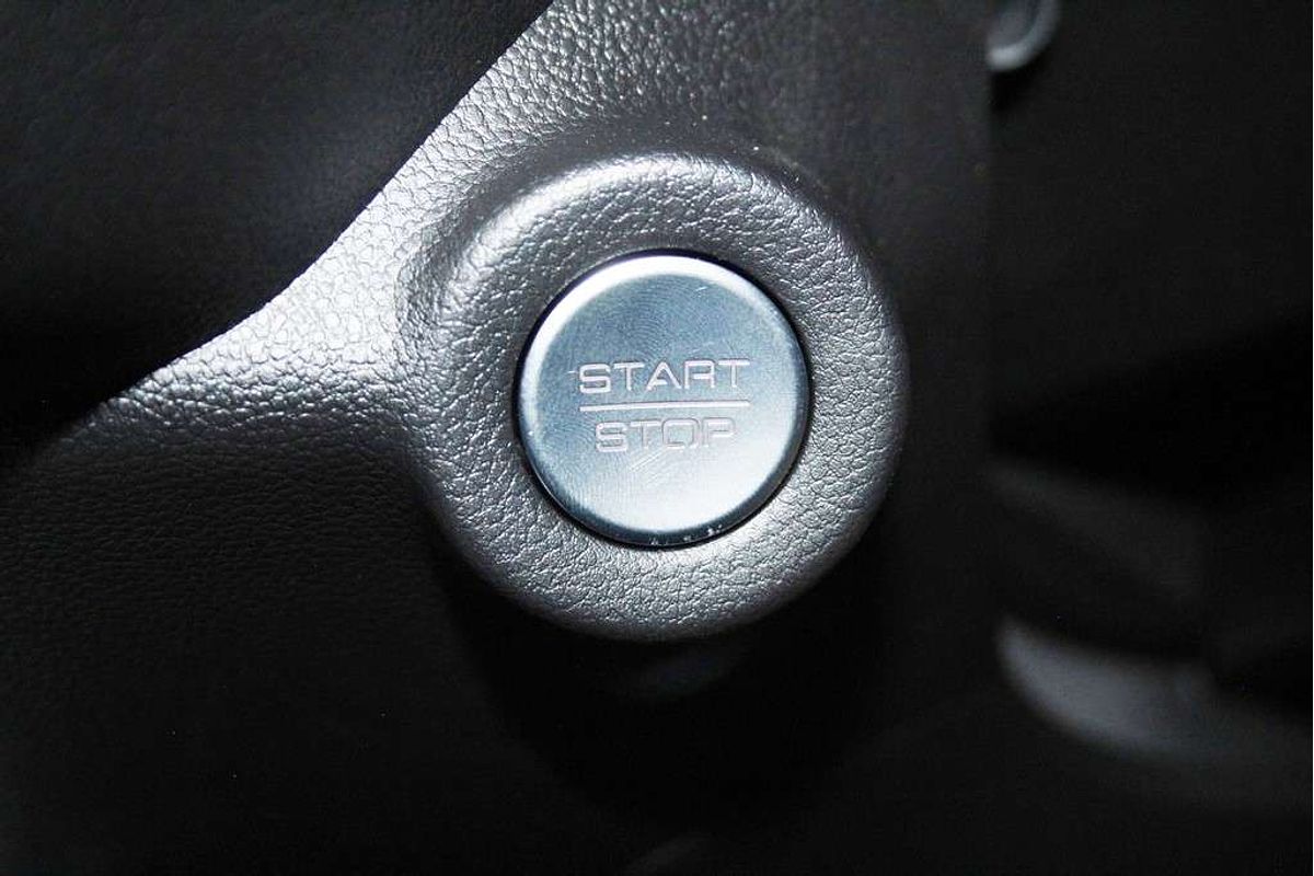 Jolion Facelift Luxury Petrol Auto 4x2