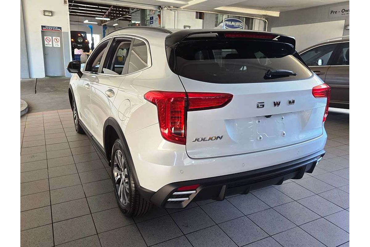 Jolion Facelift Luxury Petrol Auto 4x2