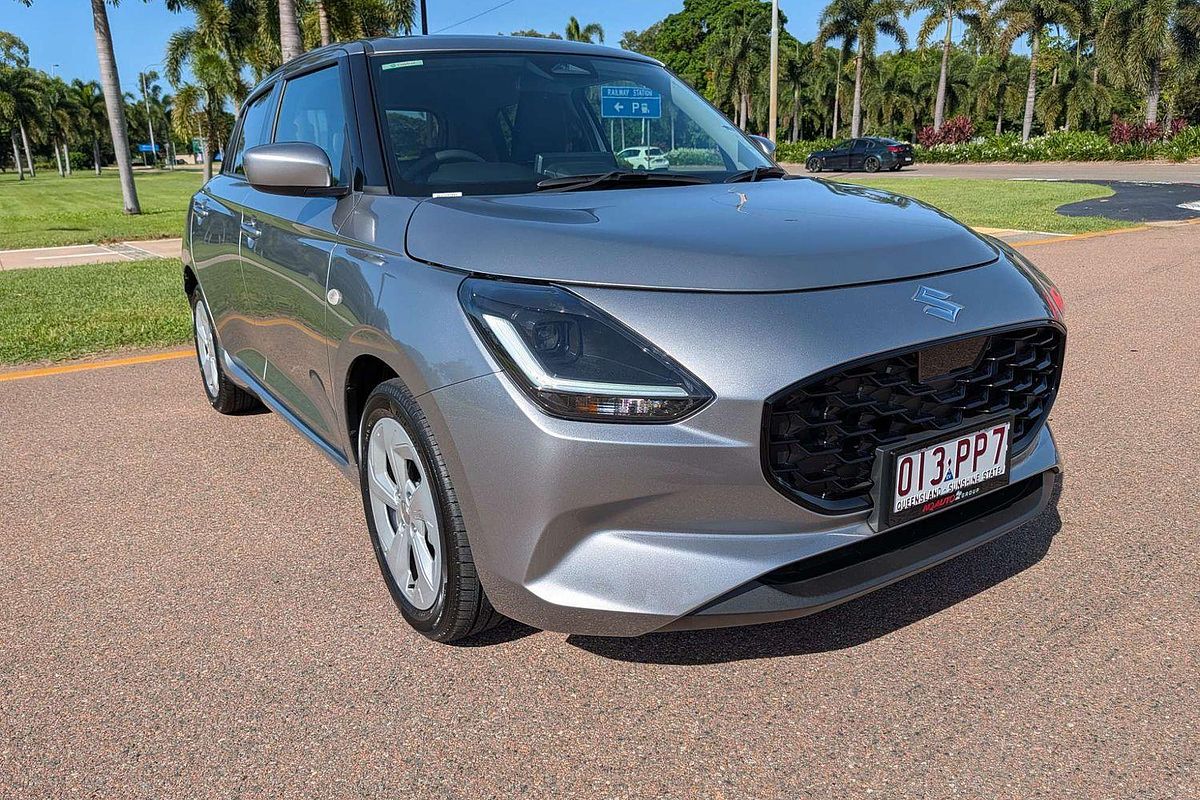 2025 Suzuki Swift Hybrid Plus UZ