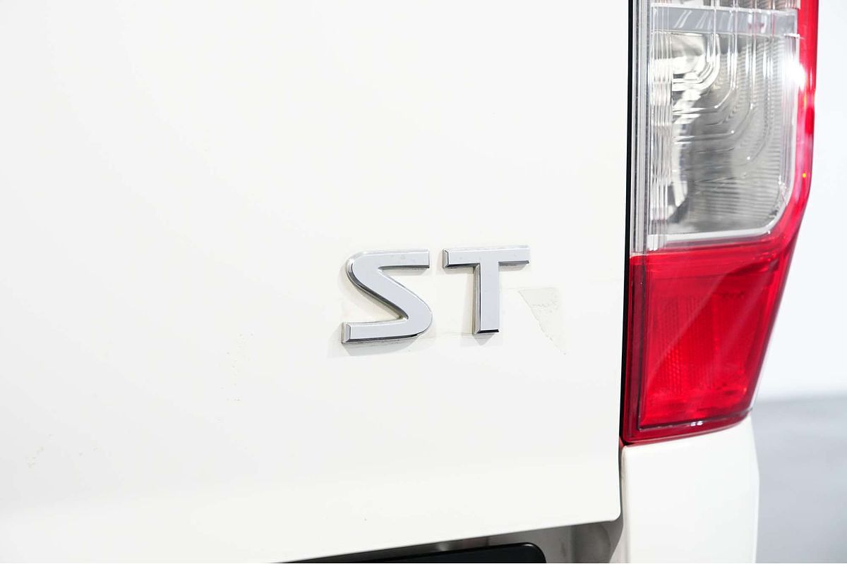2019 Nissan Navara ST D23 Series 3 4X4